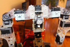 法国发明家3D打印模拟人类行为的双足机器人（图文教程）
