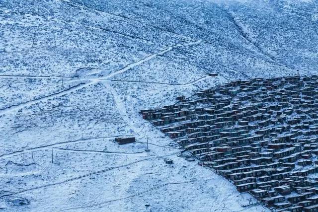 色达刚下了一场雪，这些照片惊艳了大家的朋友圈(图文教程),色达刚下了一场雪，全世界都美哭了,这个,温度,什么,第7张